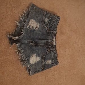 Distressed Pacsun Shorts Size 5